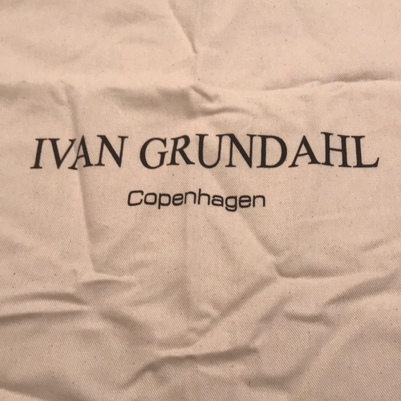 IVAN GRUNDAHL DUST TRAVEL BAG - Picture 1 of 5